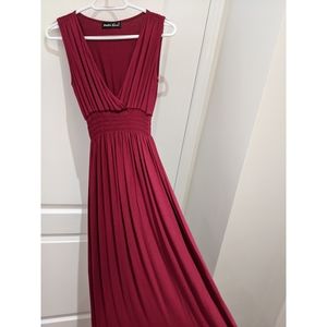 V neck red stretchy dress